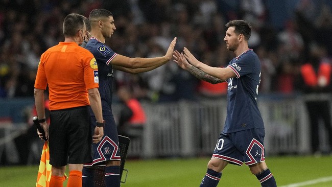 Berikut berita pilihan mulai dari Cristiano Ronaldo yang sukses mencetak gol hingga Lionel Messi yang kecewa terhadap Mauricio Pochettino.