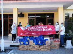 Sky House dan Bright Property Service Indonesia Gelar Aksi Sosial