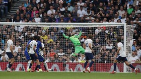 FOTO: Suka Chelsea dan Duka Tottenham di Derby London