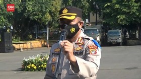 VIDEO: Polisi Cek CCTV Dan Proyektil Kasus Penembakan Ustaz