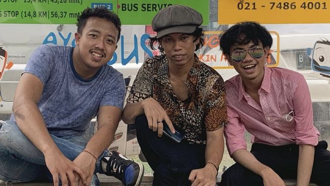 Usai Indro Warkop tegur Warkopi, manajemen grup yang tampak mirip dengan Warkop DKI itu menyatakan mereka sedang mengatur pertemuan.
