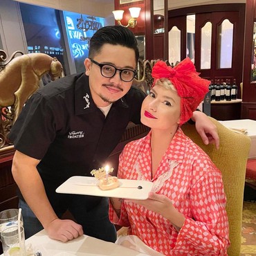 Derby Romero Jual Motor Demi Biaya Hidup di Singapura?