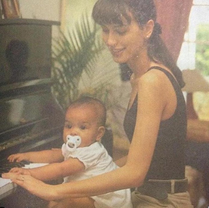 <p>Eva Celia merupakan putri sulung dari Sophia Latjuba dari pernikahannya dengan Indra Lesmana. (Foto: Instagram @evacelia)</p>