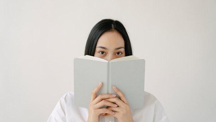 4 Tanda Kamu Memiliki Kecerdasan Bahasa, Apakah Kamu Termasuk?