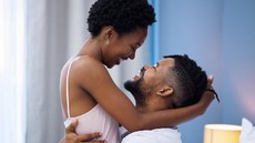 7 Posisi Foreplay Ini Bisa Bikin 'Panas' Sebelum Bercinta