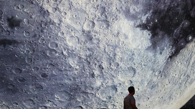 4 Tanda China Ingin Kuasai Bulan Sendirian Versi NASA NASA menuding China hendak menguasai Bulan sendirian sambil memaparkan sejumlah indikasinya. Apa saja?