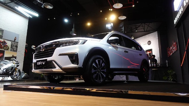 Sama seperti low MPV, diskon low SUV di GIIAS juga dapat mencapai Rp50 juta untuk model tertentu.