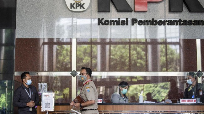 Gubernur DKI Jakarta Anies Baswedan meyakini tak ada intervensi politik kepada KPK terkait pengusutan kasus Formula E.