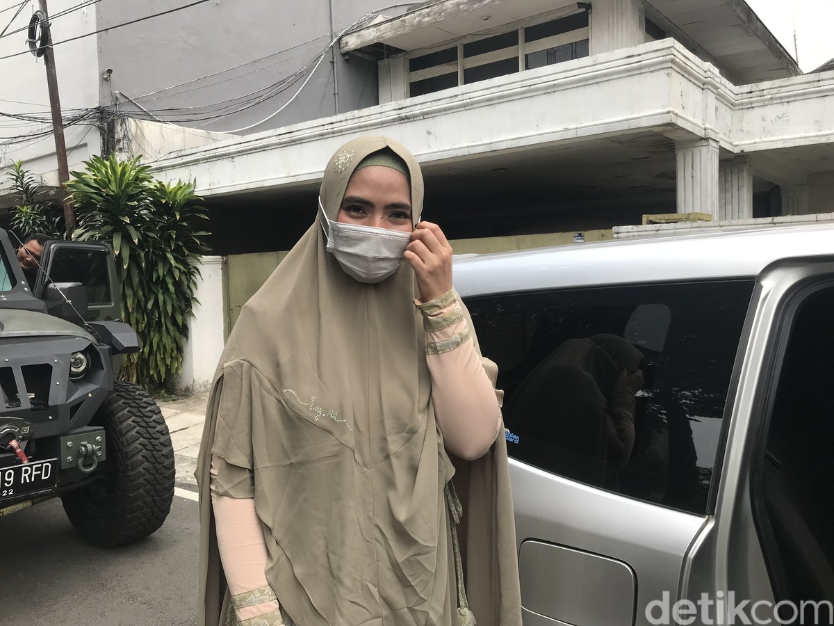 Marlina Octoria adukan ayah Taqy Malik ke Komnas Perempuan