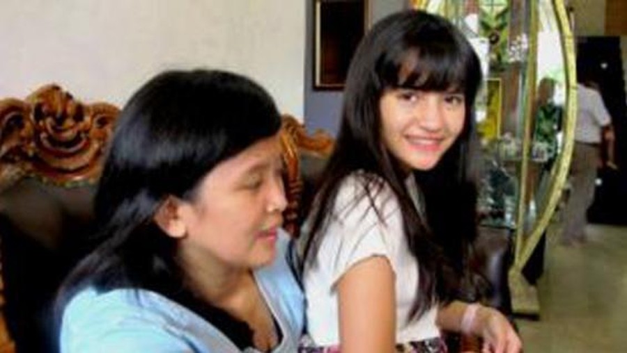 Model Iklan Cilik Ini Ogah Akui Ibu Kandung, Begini Nasibnya Sekarang Model Iklan Cilik Ini Ogah Akui Ibu Kandung, Begini Nasibnya Sekarang