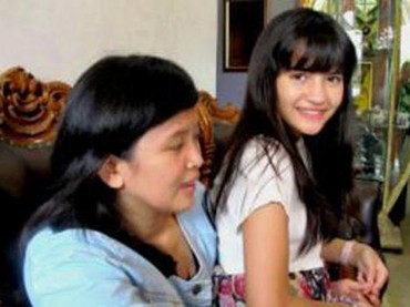 img-title Pria Temukan Harta Karun hingga Eks Model Cilik Tolak Akui Ibu Kandung