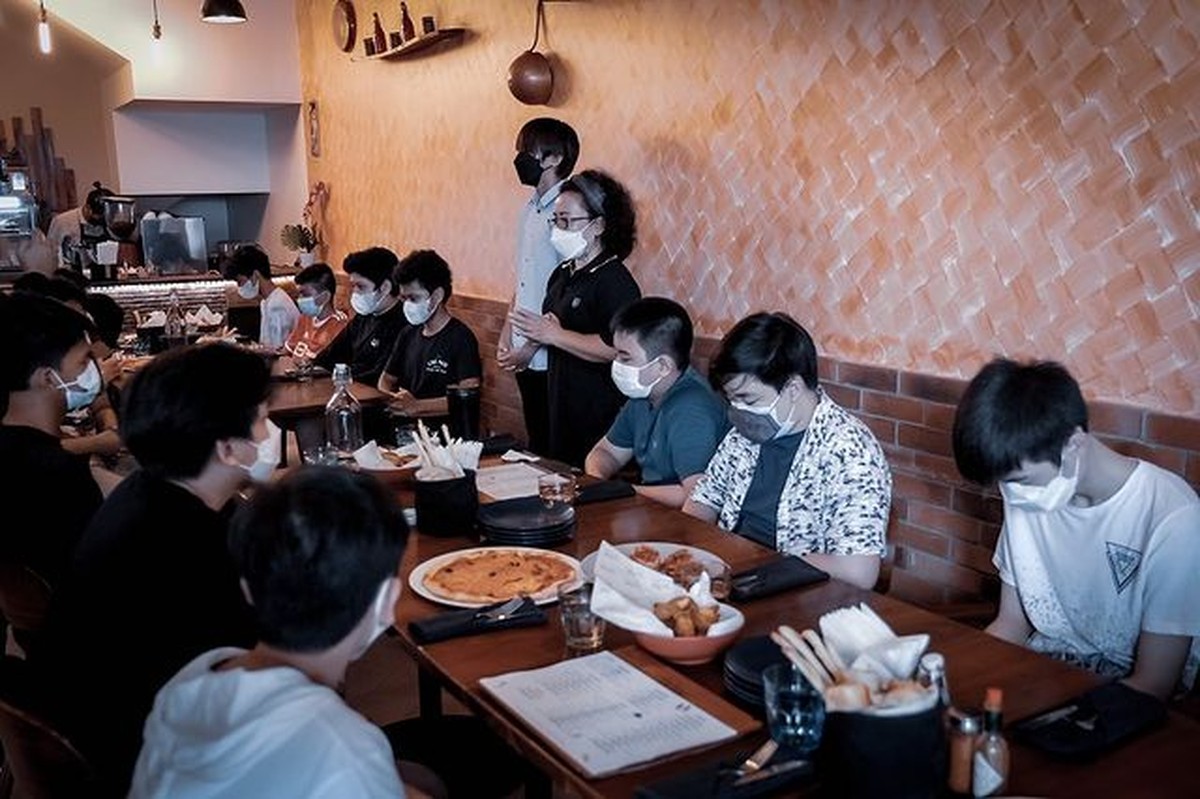 Farewell surprise Lionel Nathan putra sulung Donna Agnesia dan Darius dipenuhi tangis haru keluarga dan teman-teman&period; Yuk intip&excl;