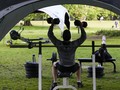 FOTO: Warga Sydney Ubah Taman Jadi Tempat Gym