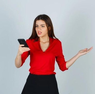Fakta FOMO, Kondisi yang Bikin Kamu Takut Banget Ketinggalan Tren! Hati-hati Depresi!
