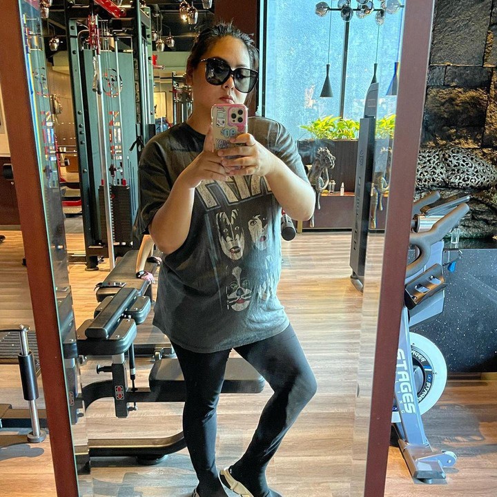 <p>Selain menjaga makan, pelantun lagu Menangis Semalam ini juga rutin berolahraga untuk menurunkan berat badannnya. (Foto: Instagram @audyitem)</p>