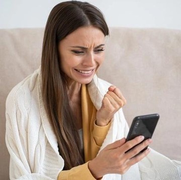 Jangan Sampai Depresi, Atasi FOMO dengan Cara Sederhana Ini!