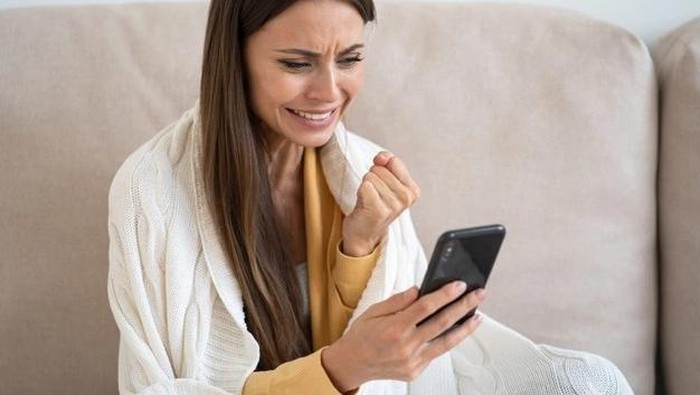 Jangan Sampai Depresi, Atasi FOMO dengan Cara Sederhana Ini!