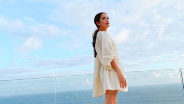 img-title Inilah Makna Natal dan Tahun Baru Ala Cathy Sharon
