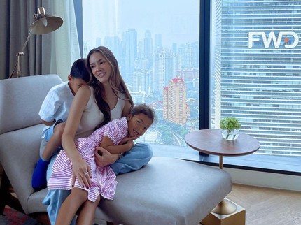 Lama Tak Terlihat, Intip 7 Potret Bahagia Cathy Sharon Usai Jadi Single Mom