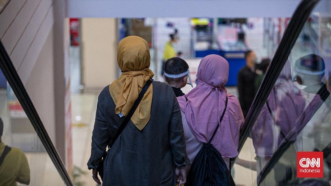IDI meminta masyarakat harus tetap memahami bahwa pandemi belum selesai, sehingga kesadaran dan kemampuan deteksi diri penting dalam adaptasi kebiasaan baru.