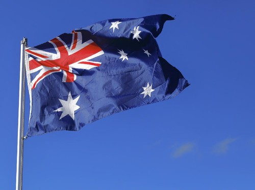 Bagaimana Cara Bisa Bekerja Legal di Australia dan Jepang?