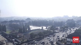img-title Kabut Asap Sempat Selimuti Palembang Akibat Karhutla