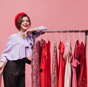 Mengenal Karakteristik Diri Sendiri Lewat Warna Baju Terfavorit, Ungu Punya Empati yang Tinggi!