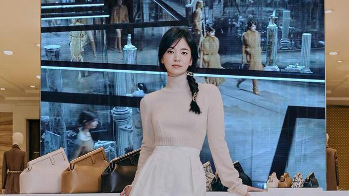 Gaya Sederet Aktris Korea Saat Jadi Model Luxury Brand, Berkelas Banget!