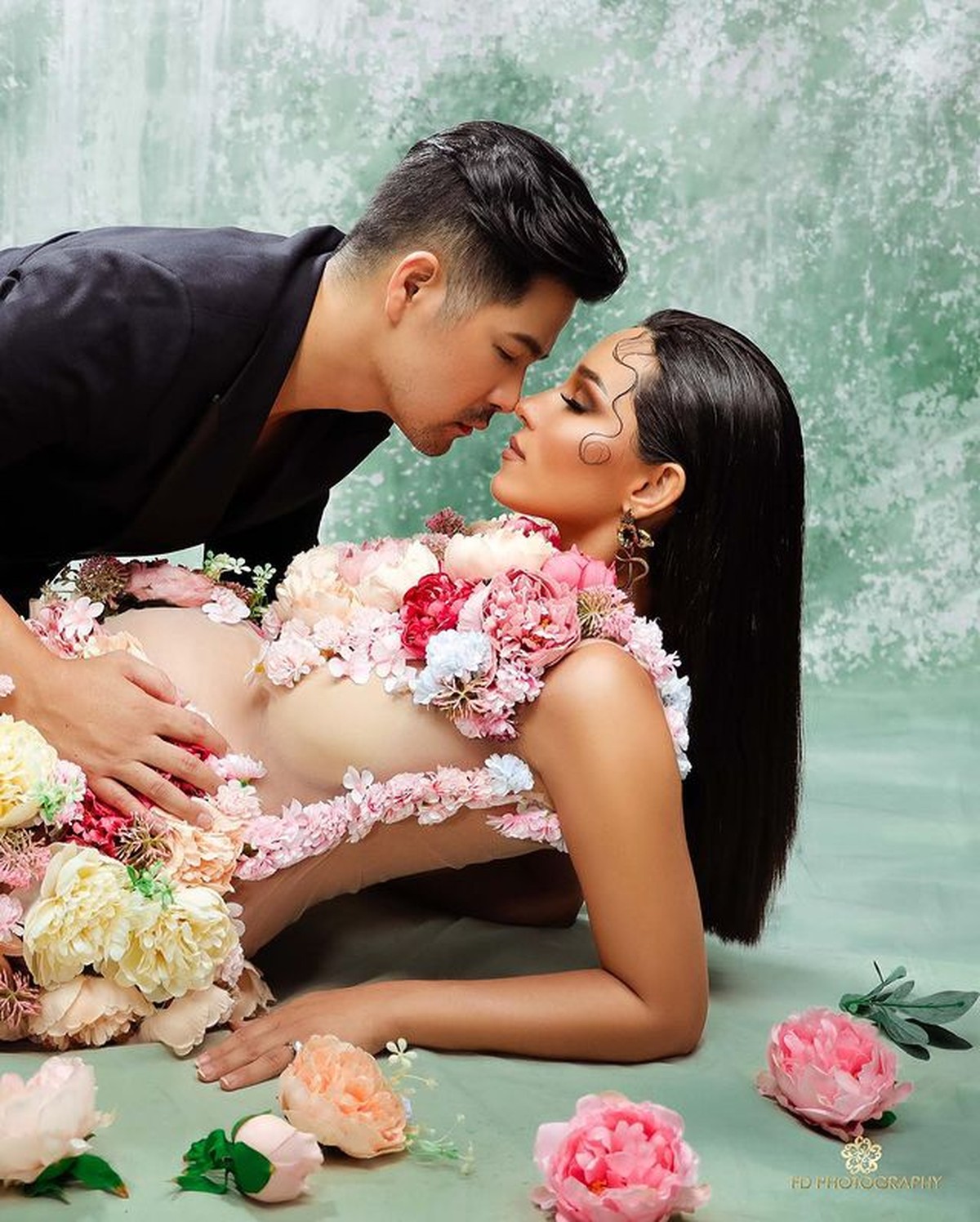 Vanessa Lima diketahui sedang mengandung anak Erick Bana Iskandar kakak Jessica Iskandar&period; Yuk intip potretnya&excl;