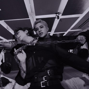 Lirik Lagu Red Light - Bang Chan dan Hyunjin Stray Kids