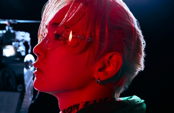 Tidak cuma konsep, Key juga berpartisipasi dalam pembuatan lirik dua lagu dalam album ini, yaitu single berjudul Saturday Night dan Eighteen (End of My World)./ foto: twitter.com/SHINee