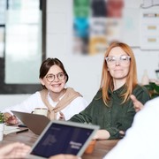 Top 3 Zodiak Paling Garing Kalau Melawak, Teman Kamu Bukan Nih?