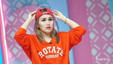 Cerita Mistis Ayu Ting Ting, Dengar Orang Nangis di Studio Wendi Cagur
