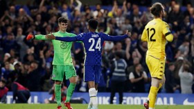 Jadi Pahlawan Chelsea, Kepa Bertingkah Arogan di Adu Penalti