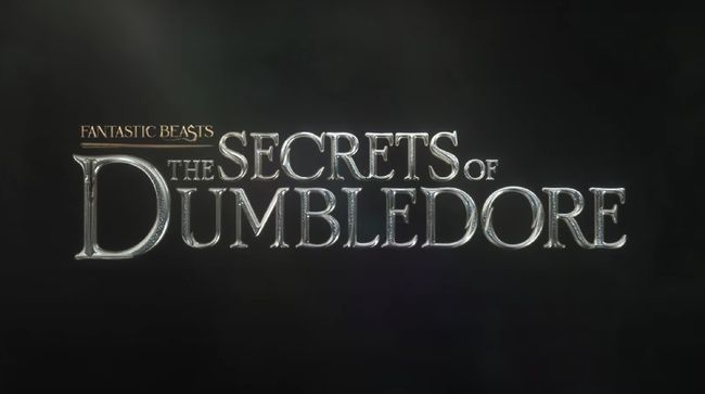 Rumah produksi Warner Bros. mengungkapkan judul resmi Fantastic Beasts 3, The Secrets of Dumbledore, yang akan tayang di bioskop pada 15 April 2022.