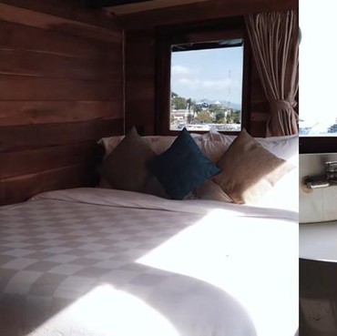 Intip Kapal Mewah Sewaan Irwansyah & Zaskia di Labuan Bajo, Ada Bathub!