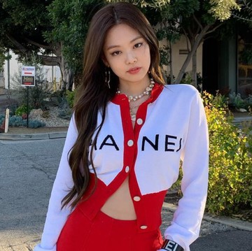 img-title 5 Gaya Paling Ikonis Jennie BLACKPINK Memakai Koleksi Busana dari Chanel