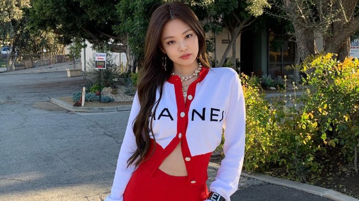 Ternyata Jenis Rok Bermotif Ini Jadi Favorit Kate Middleton dan Jennie BLACKPINK! Sudah Punya? Ternyata Jenis Rok Bermotif Ini Jadi Favorit Kate Middleton dan Jennie BLACKPINK! Sudah Punya?