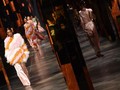 FOTO: Kemilau Koleksi Terbaru Kim Jones di Milan Fashion Week
