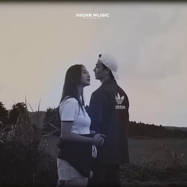 Lirik Lagu AM PM - Jay B feat. Wheein