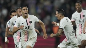 Hakimi Rasa Messi di Metz vs PSG