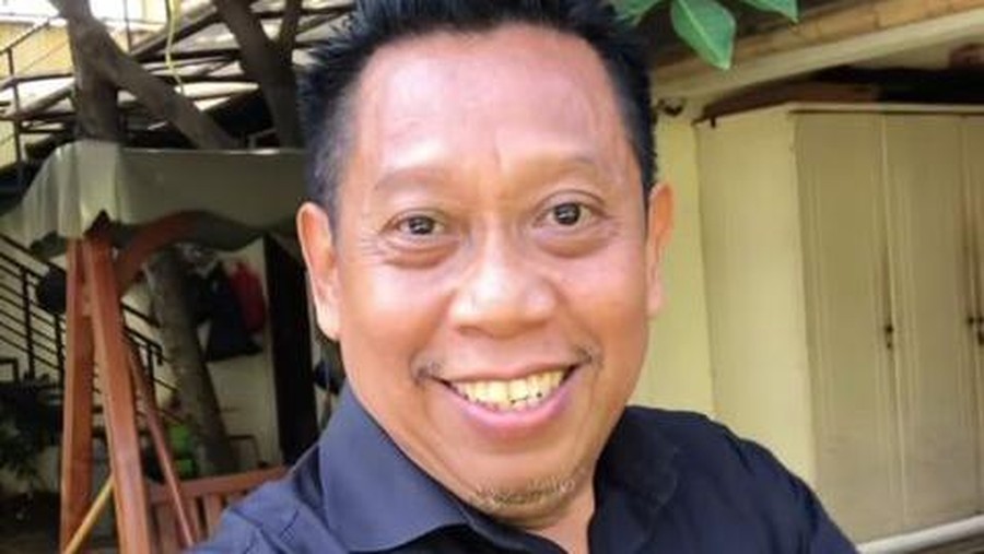 Kabar kurang menyenangkan dari presenter Tukul Arwana dikabarkan alami pendarahan otak. Yuk intip potretnya sebelum sakit!