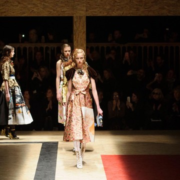 img-title 4 Label Fashion Mewah yang Adakan Program Vaksinasi bagi Karyawannya! Siapa Saja?