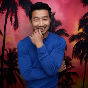 Sedih & Insipiratif, Simu Liu Curhat Dipecat oleh Perusahaan Deloitte