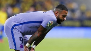 Meme Lucu Barcelona Gagal Menang Lawan Cadiz