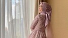 Detail Penampilan Ria Ricis Saat Lamaran, Cantik Manglingi! Ria Ricis dan Teuku Ryan baru saja menggelar lamaran pada Kamis (23/9). Yuk intip detail penampilan cantik Ricis!