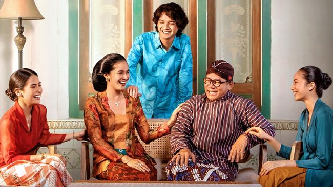 Sinopsis film Losmen Bu Broto mengisahkan keseharian Bapak dan Ibu Broto bersama ketiga anaknya dalam mengelola losmen.