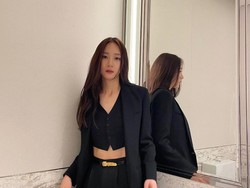 Krystal Jung Resmi Gabung Agensi Baru