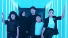 Krisdayanti dan Aurel Hermansyah tampil berduet di konser yang digelar oleh Atta Halilintar&period; Yuk kita intip&excl;