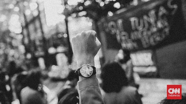 Hari ini, 13 November 2021, 23 tahun berlalu sejak Tragedi Semanggi I, namun keadilan belum juga diupayakan negara bagi keluarga-keluarga korban.